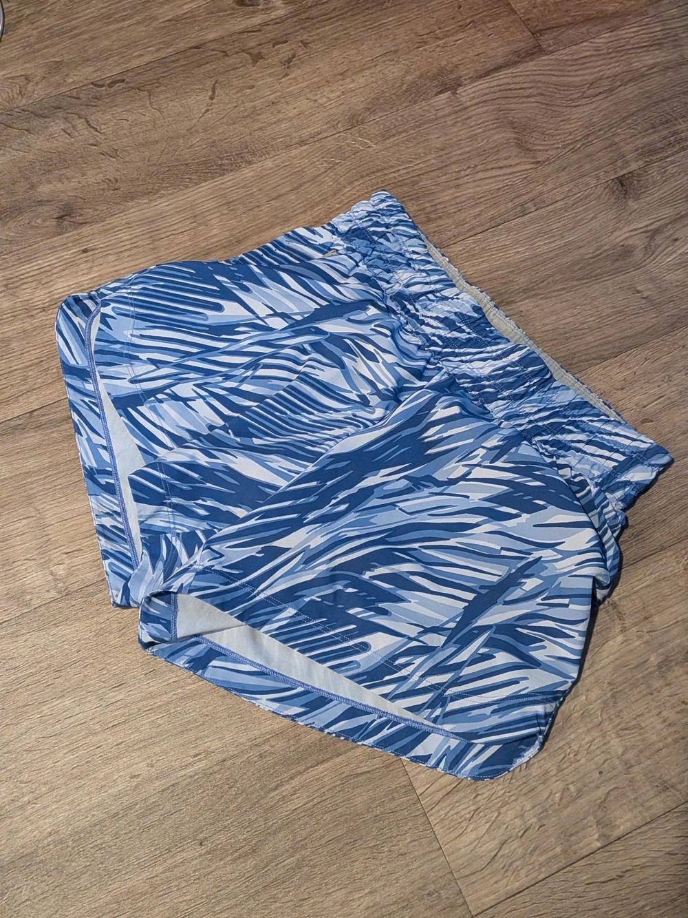 REI Co-op Women’s Athletic Shorts Blue Abstract Print XS